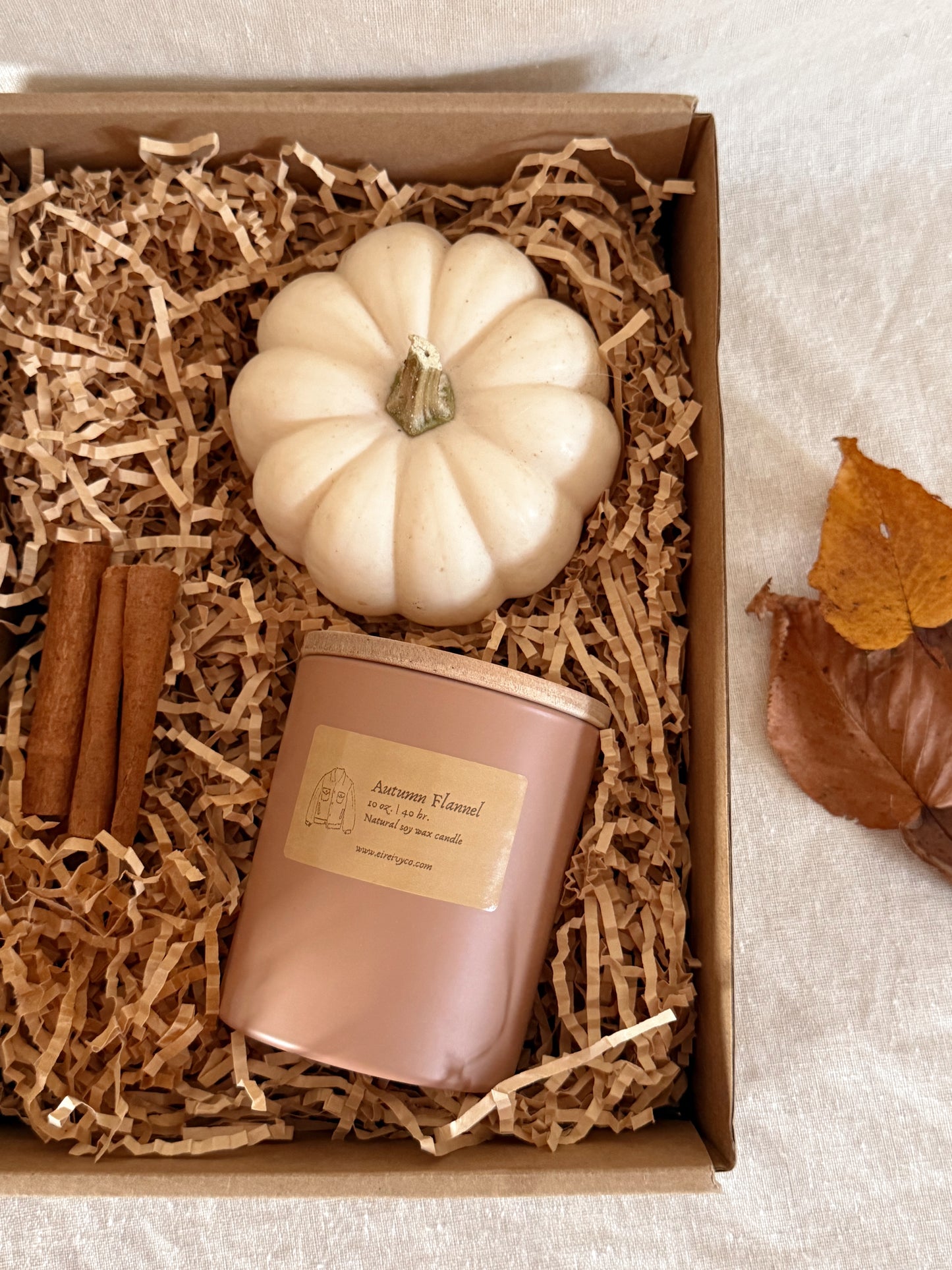 Autumn Flannel | Soy Candle